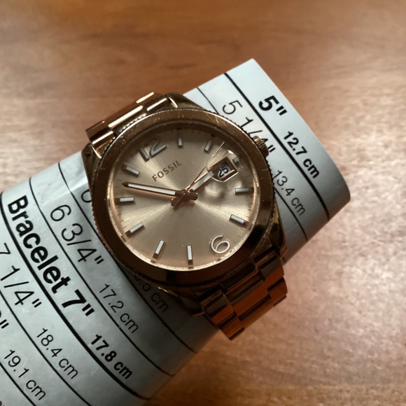 Fossil Perfect Boyfriend Rose Gold-tone Women’s Watch ES 3587 - Picture 14 of 17